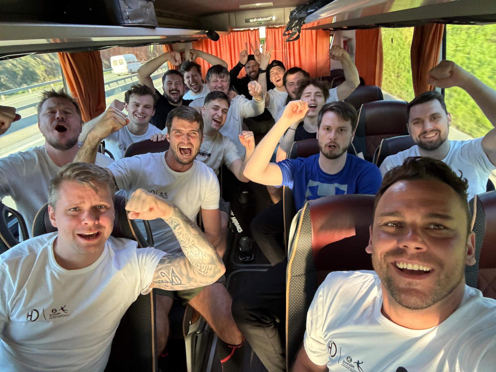 Úspěšná sezóna mužů z oddílu házené T.J. Sokol Praha Vršovice potvrzena 27.4.2025.jpg