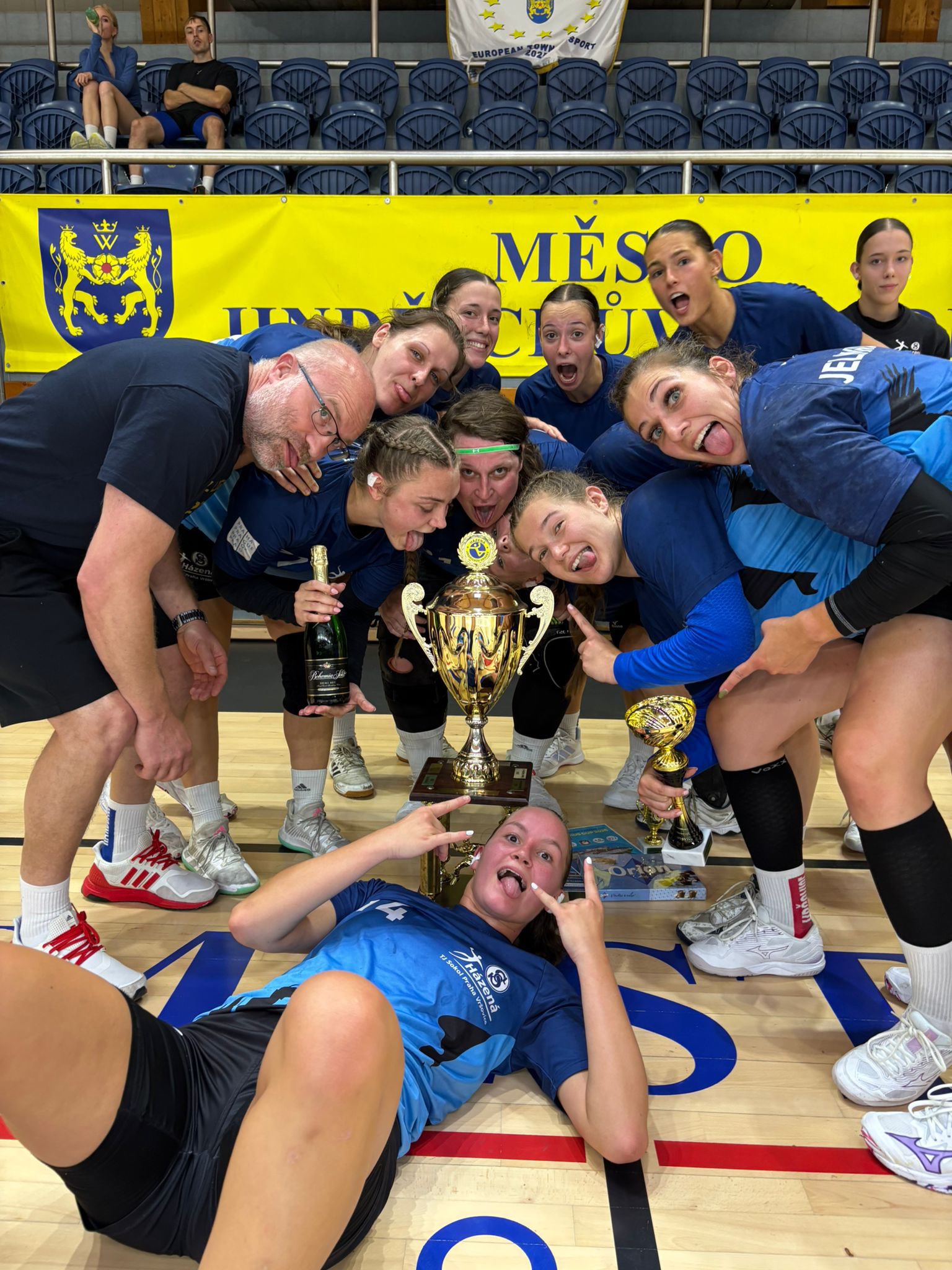 XVII. ronk turnaje v hzen en Novadomus Cup v Jindichov Hradci 30.8.2025 -4.jpg